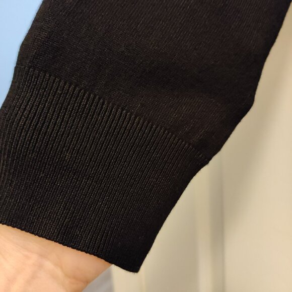 NWOT Cable & Gauge BLACK Cardigan SZ-Small Customized Rhinestone Buttons - Picture 5 of 7